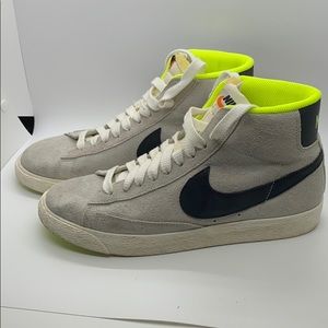 Nike High Tops Size 10